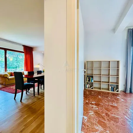 V Mar Villa *